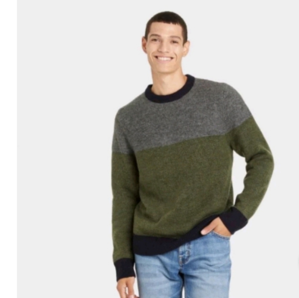 Goodfellow & Co Men's Olive and Charcoal Crewneck Sweater